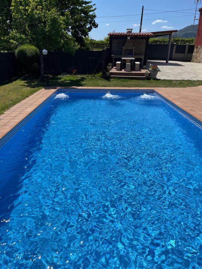 Chalet Casa Con Piscina En Arbo Vigo Exterior photo